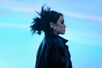 Lali: Nie oglądam się za siebie